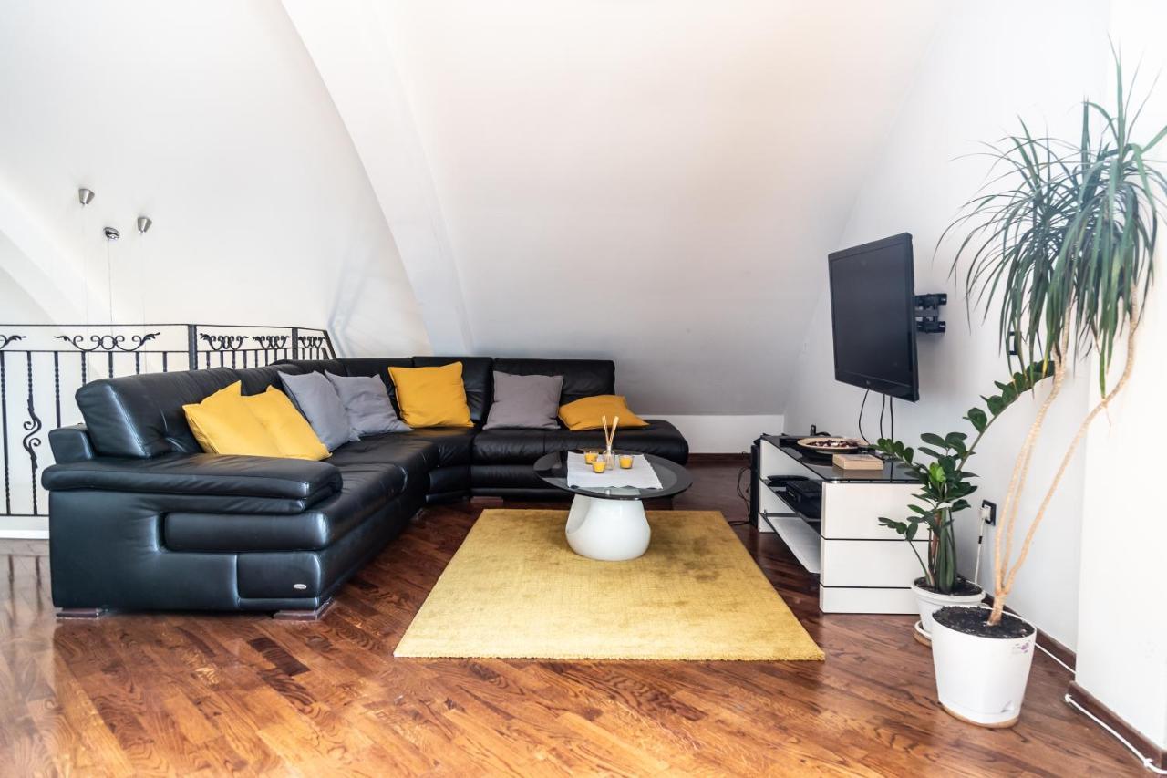 Vracar Historical Suites Belgrád Kültér fotó